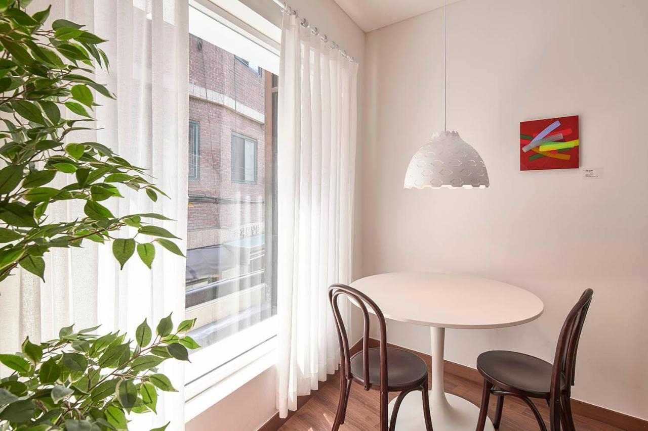 Futon Guesthouse Сеул Екстериор снимка