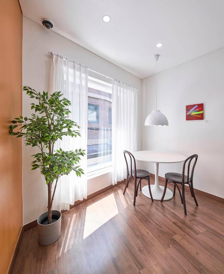 Futon Guesthouse Сеул Екстериор снимка